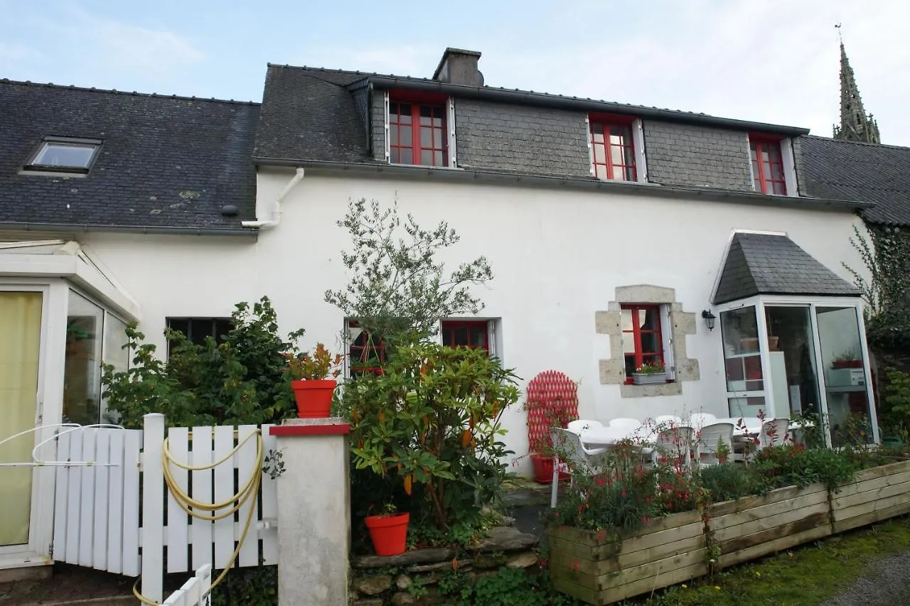 Chez Virginie Et Laurent Bed & Breakfast La Feuillee France